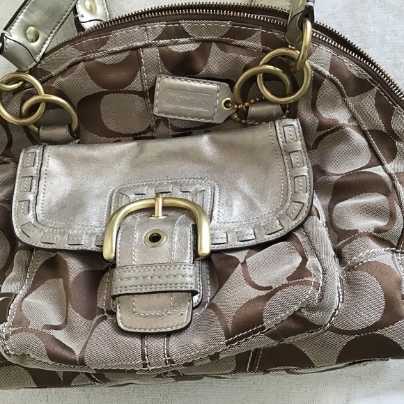 Vintage Authentic Coach large bag. - Picture 15 of 16